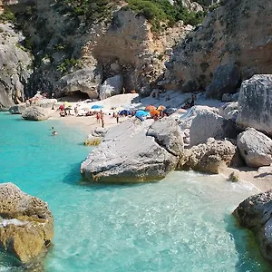 Maddalena Apartamento Baunei